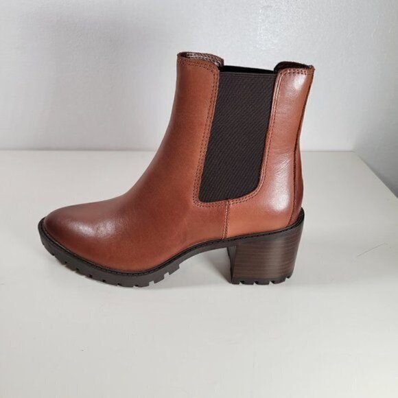 Vince Camuto Women’s Leather Stacked Heel Chelsea Boot - Picture 7 of 16
